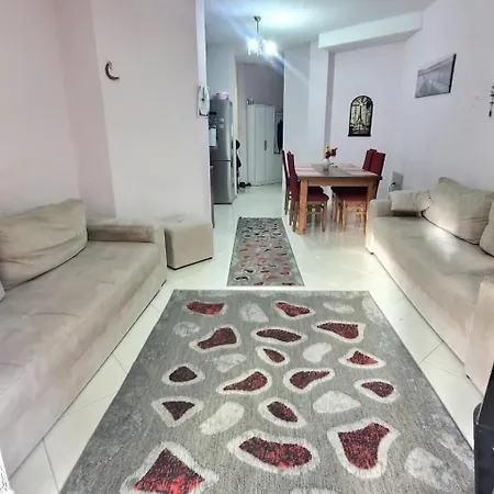 Reyan * Sarandë